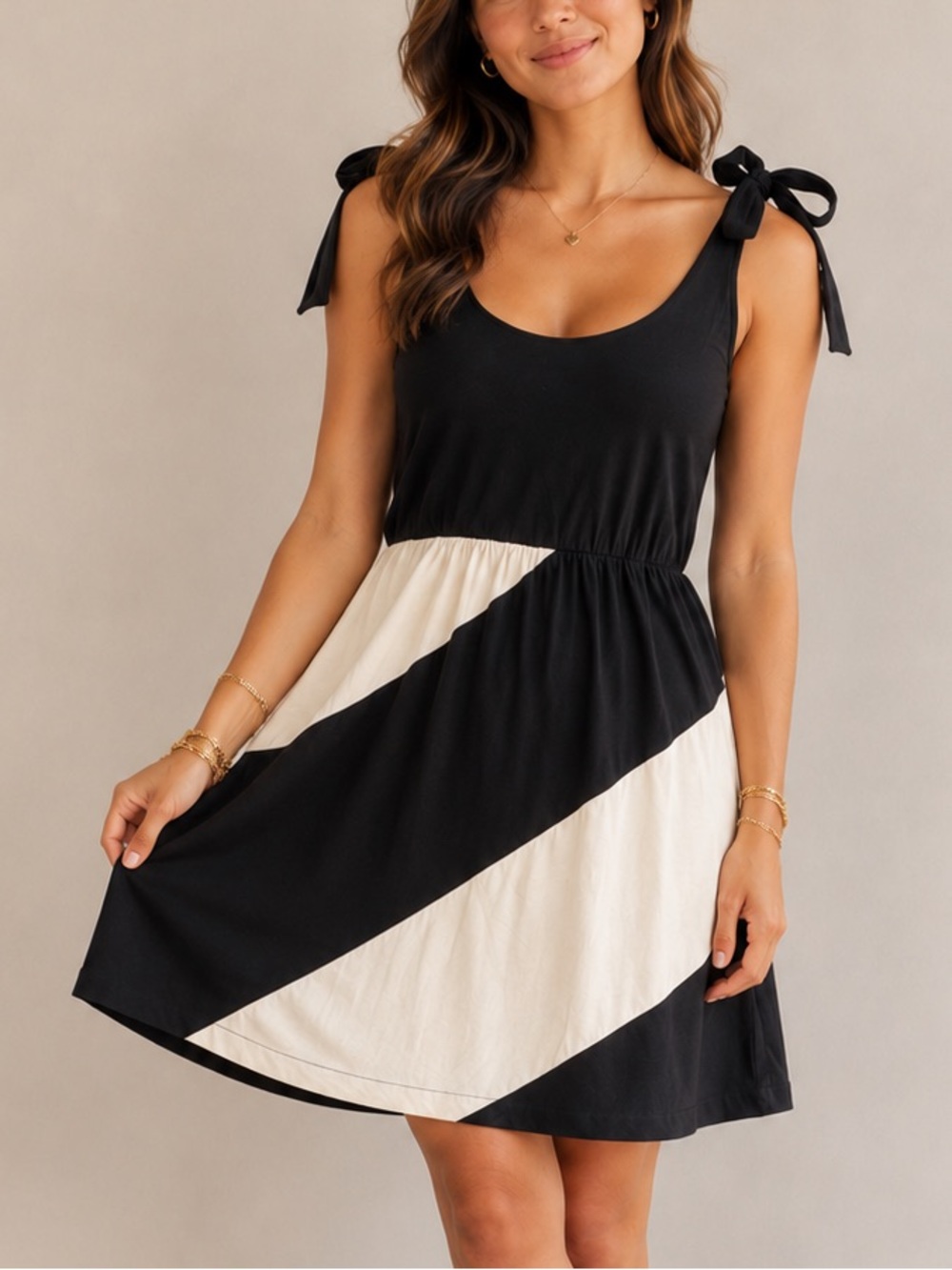 NWT Roxy Black, White dress